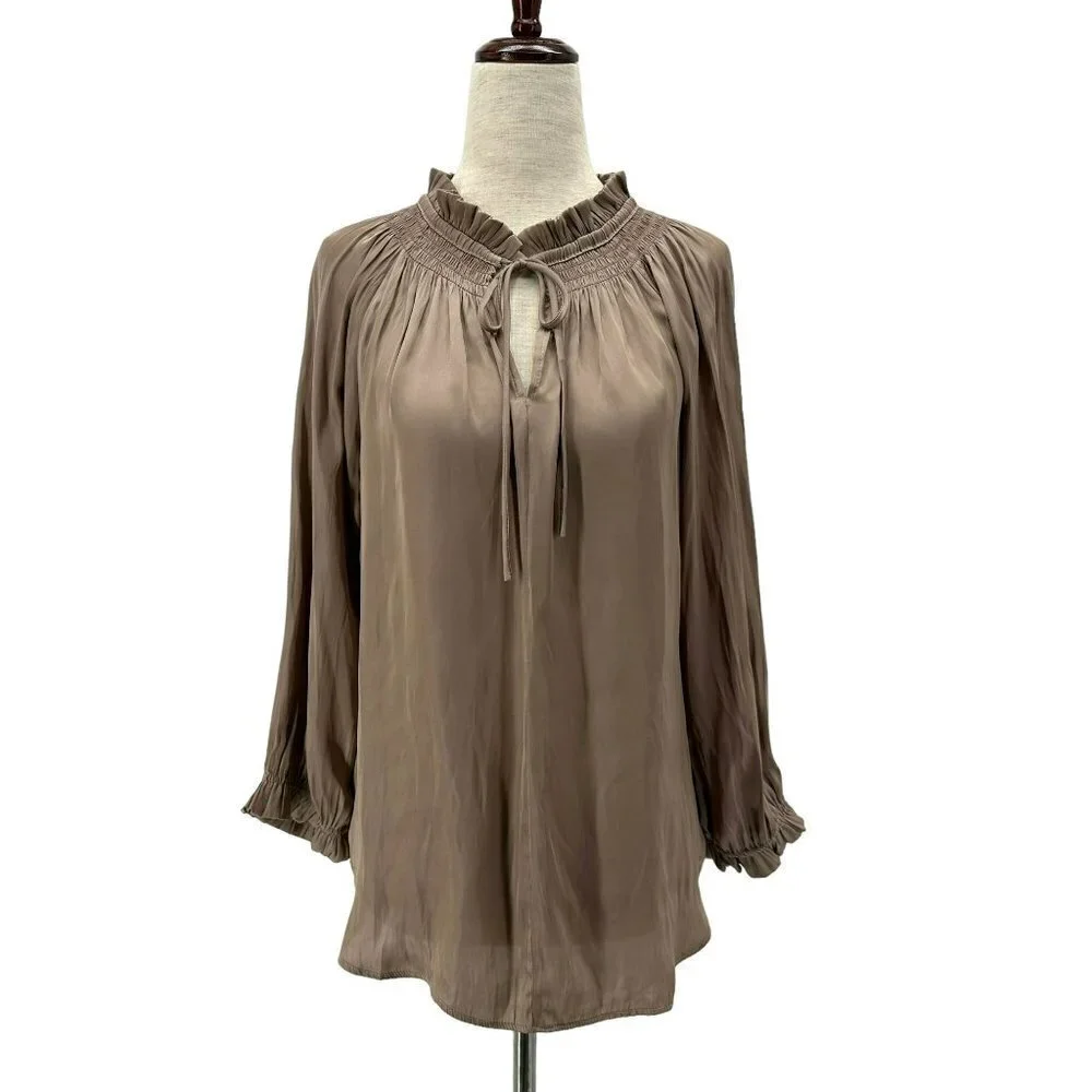Carmen Marc Valvo Satin Taupe Tan Blouse Top Womens XS - Picture 1 of 7